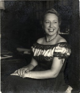 Carmen Vielva Otorel, una de las primeras catedráticas de Instituto. Fotografía procedente del archivo histórico del IES Jorge Manrique de Palencia